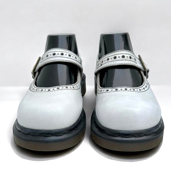Vintage Dr. Martens MIE UK5 White Genuine Leather Brogue Mary Janes Buckle Strap - Picture 4 of 10
